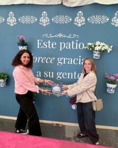 Feria de Mayo en Torrevieja donde Adiem ha participado mediante la decoración con macetas.